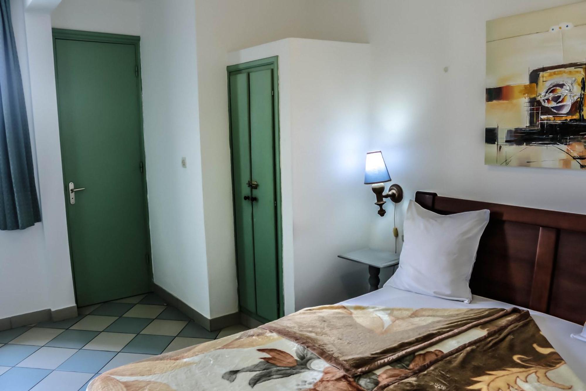 Tchero Appartement 1 Ντουάλα Εξωτερικό φωτογραφία