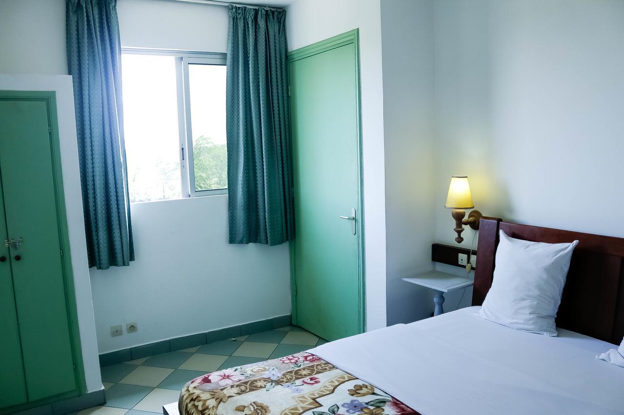 Tchero Appartement 1 Ντουάλα Εξωτερικό φωτογραφία