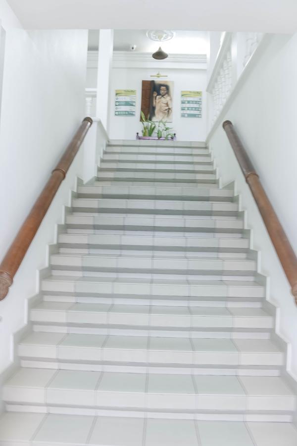 Tchero Appartement 1 Ντουάλα Εξωτερικό φωτογραφία